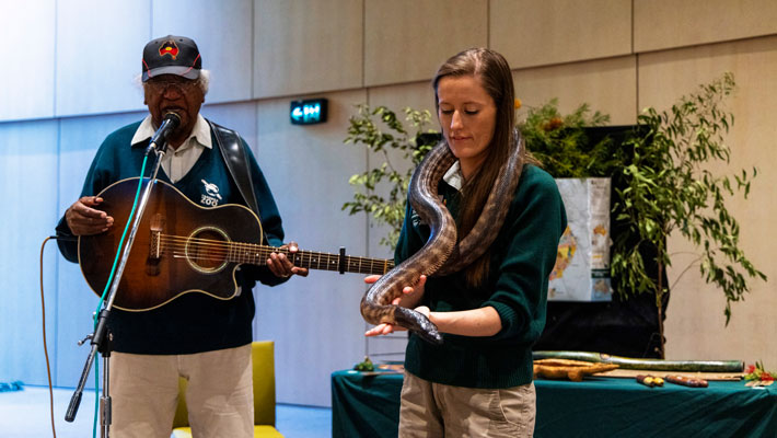 Uncle Col Singing with Taronga Zoo Educator